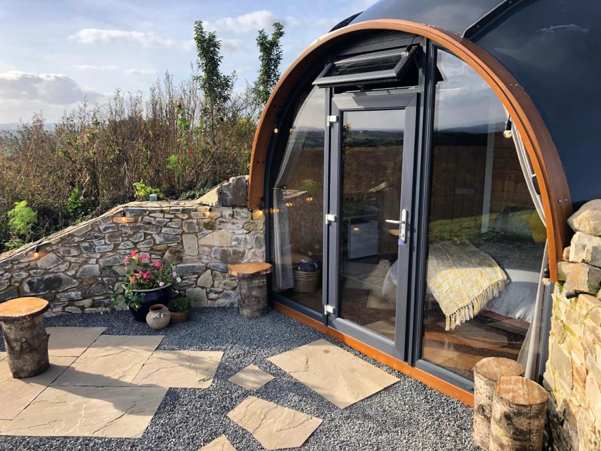 Hilltop Hideaway - Secluded Pod With Private Hot Tub نيوري المظهر الخارجي الصورة